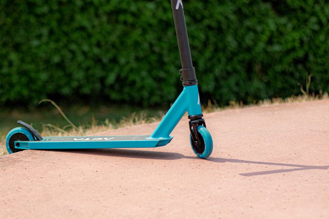 Trottinette freestyle ACTA Teal — vue de profil
